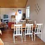 Semesterbostad Two-bedroom In Tarm