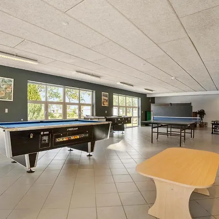 Two-bedroom In Feriehus Tarm