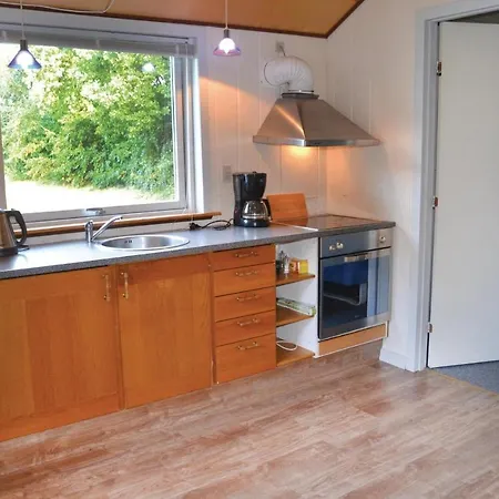 Semesterbostad Trevligt Hus Med 3 Sovrum I Tarm Tarm
