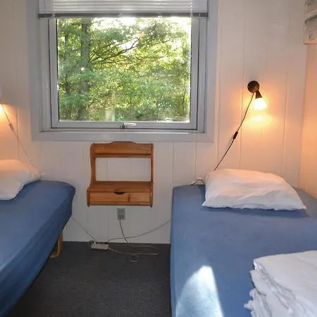 Trevligt Hus Med 3 Sovrum I Tarm Tarm