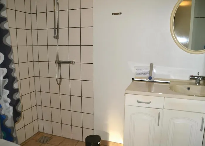 Two-bedroom In 펜션 Tarm